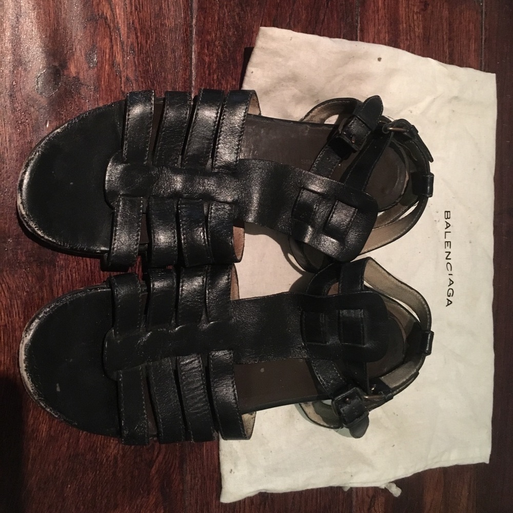 Pre-Owned Balenciaga Black Leather Caged Sandals